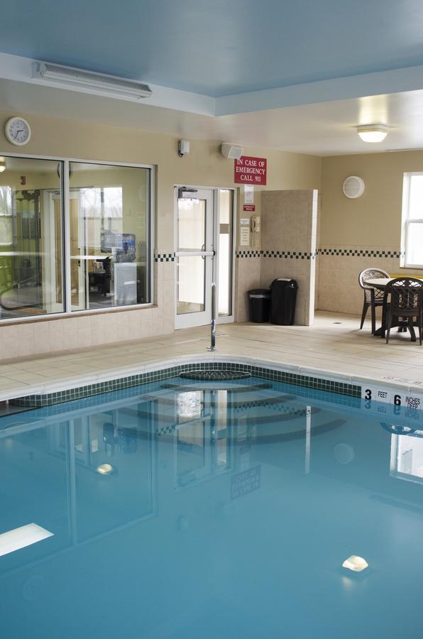 Country Inn & Suites By Radisson, Ithaca, Ny Exteriér fotografie
